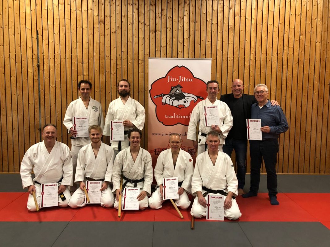 Hanbo-Jitsu Prüfung der Multiplikatoren